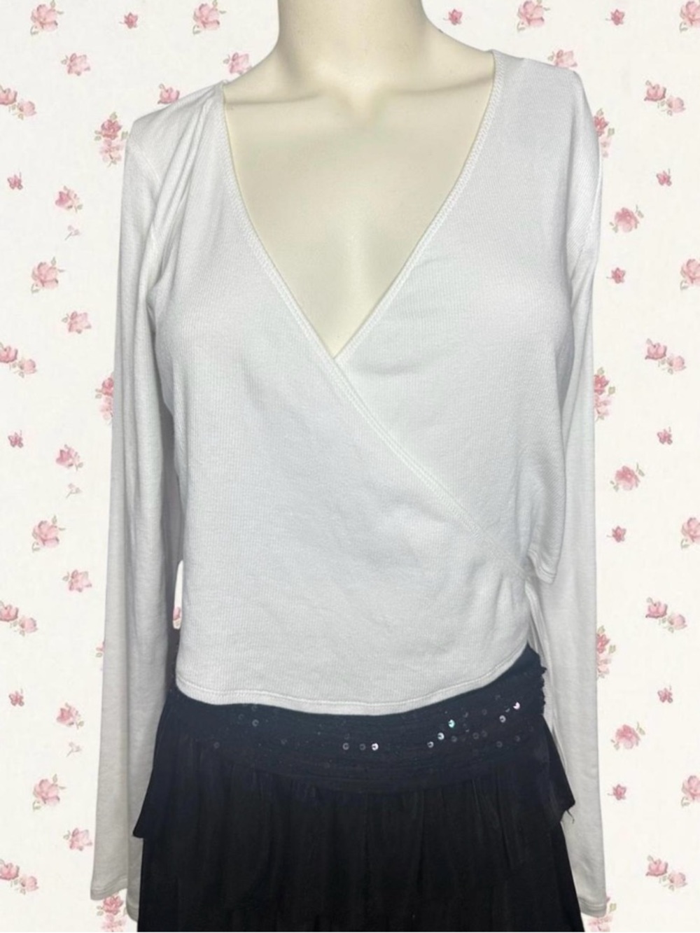 Hollister white long sleeve wrap top